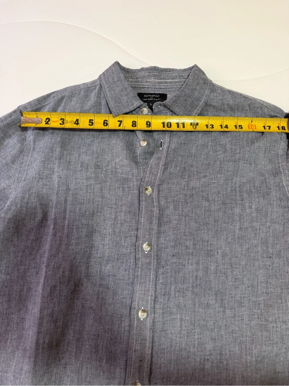 Banana Republic Men’s Gray Linen Blend Slim Fit Button-Down Shirt | Large